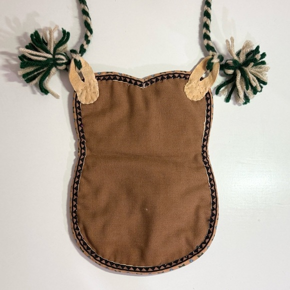 CANVAS BEADED BULLET BAG/SMALL PURSE MADE IN THE CREE NATION OF MISTISSINI! - Picture 5 of 8